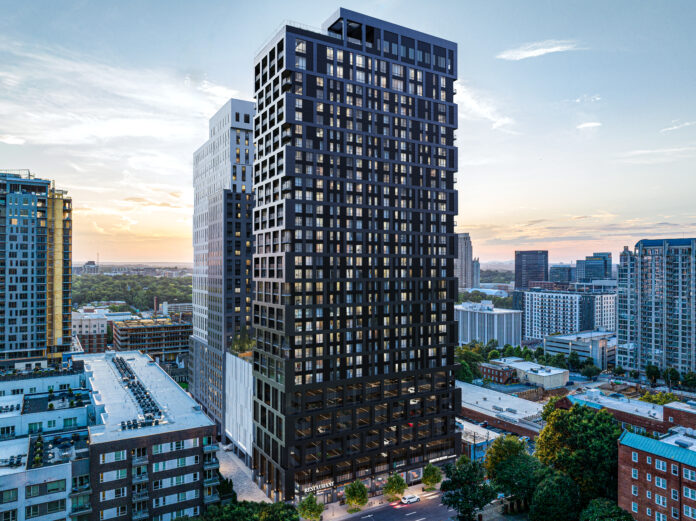 toll-brothers-apartment-living-and-pgim-real-estate-announce-the-grand-opening-of-momentum-midtown,-a-new-luxury-apartment-community-in-atlanta