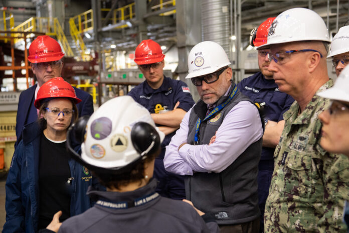 hii-hosts-united-kingdom-defense-leaders-at-newport-news-shipbuilding