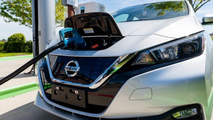 nissan-stock-soar-over-20%-on-merger-talks-with-honda,-mitsubishi-spikes