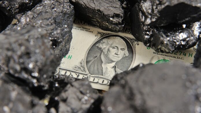 berkshire-hathaway’s-coal-plants-face-scrutiny-over-emissions,-health-impacts