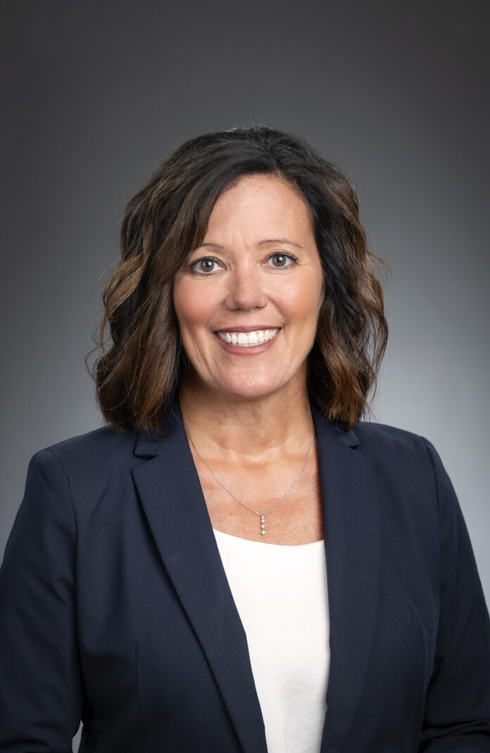 lake-city-bank-promotes-stephanie-r.-leniski to-executive-vice-president