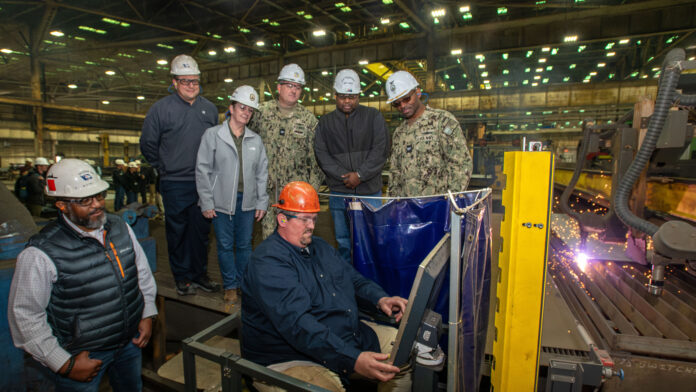 hii-begins-fabrication-of-amphibious-transport-dock-philadelphia-(lpd-32)