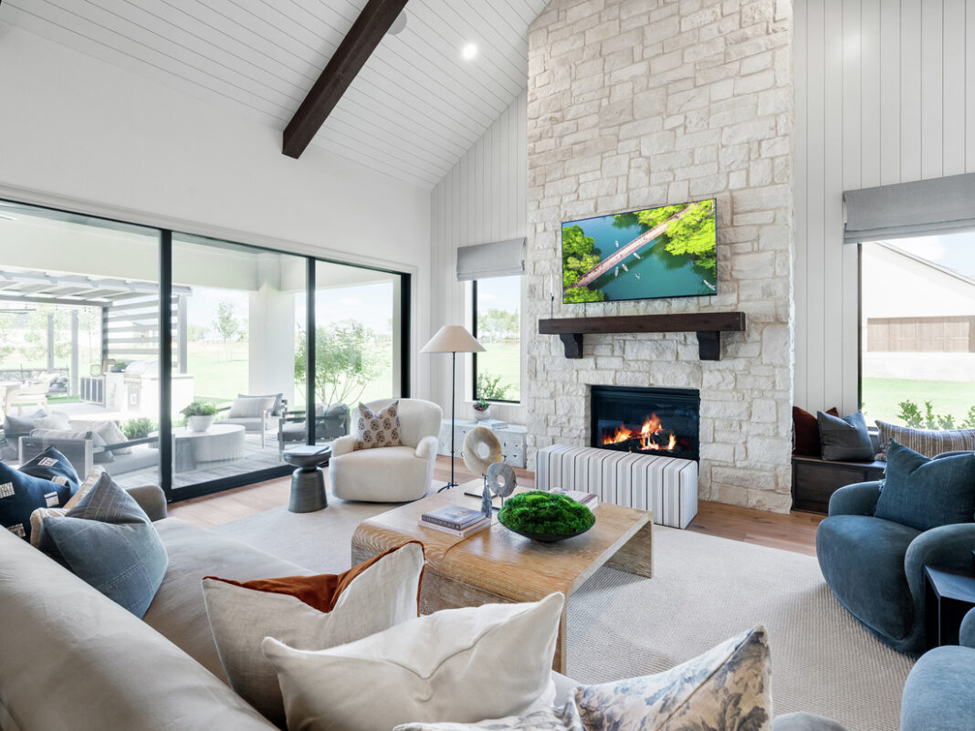 Toll Brothers Announces Model Home Grand Opening at Caliza Reserve Community in Boerne, Texas