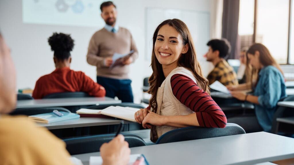 Want $100K Before 40? Fed Study Reveals List Of College Majors That Pay The Most