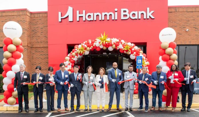 hanmi-bank-hosts-grand-opening-celebration of-new-branch-in-duluth,-georgia