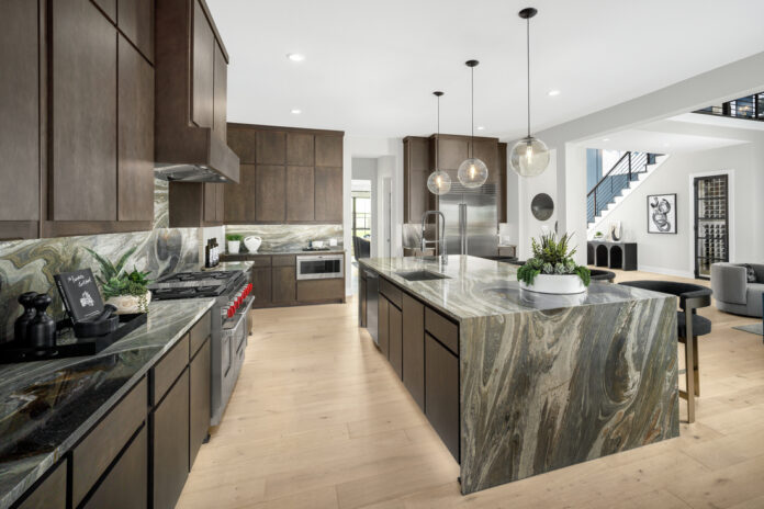 toll-brothers-at-ridge-pointe-estates-now-open-in-mclendon-chisholm,-texas