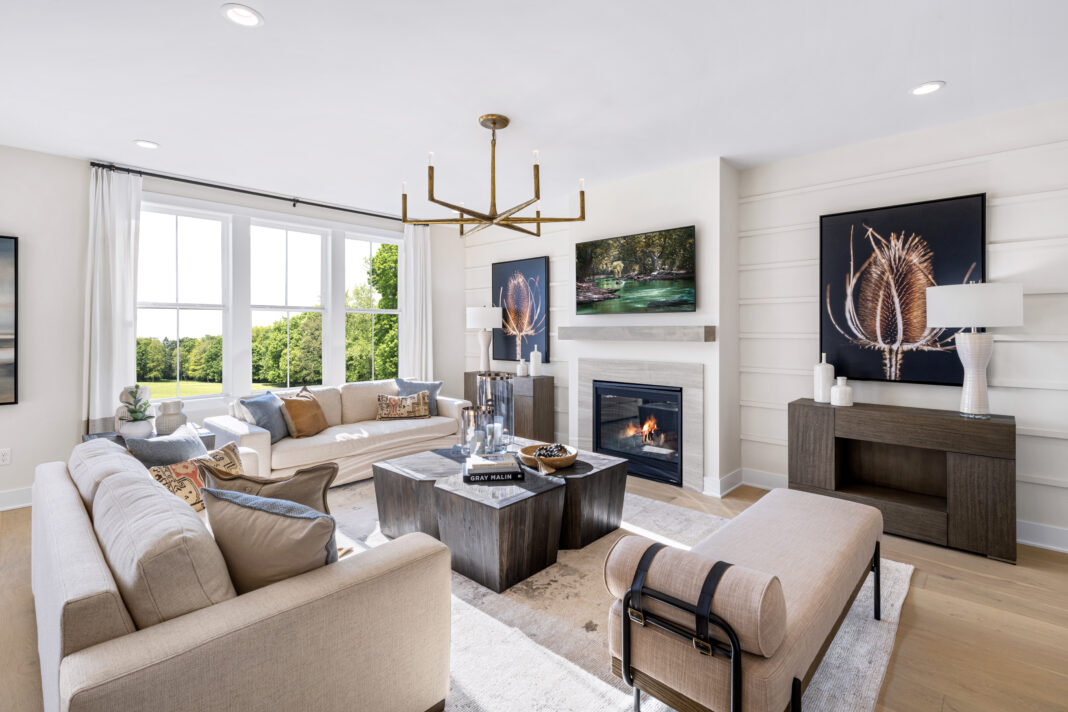 Toll Brothers Opens Willows at Brookfield Luxury Townhome Community in Brookfield, Connecticut